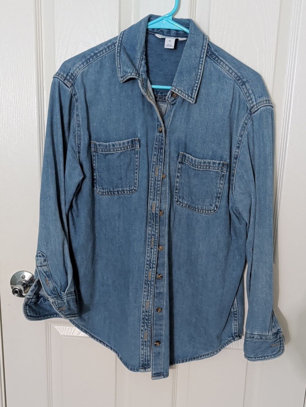 Old Navy Light Blue Denim Button-Up Shirt